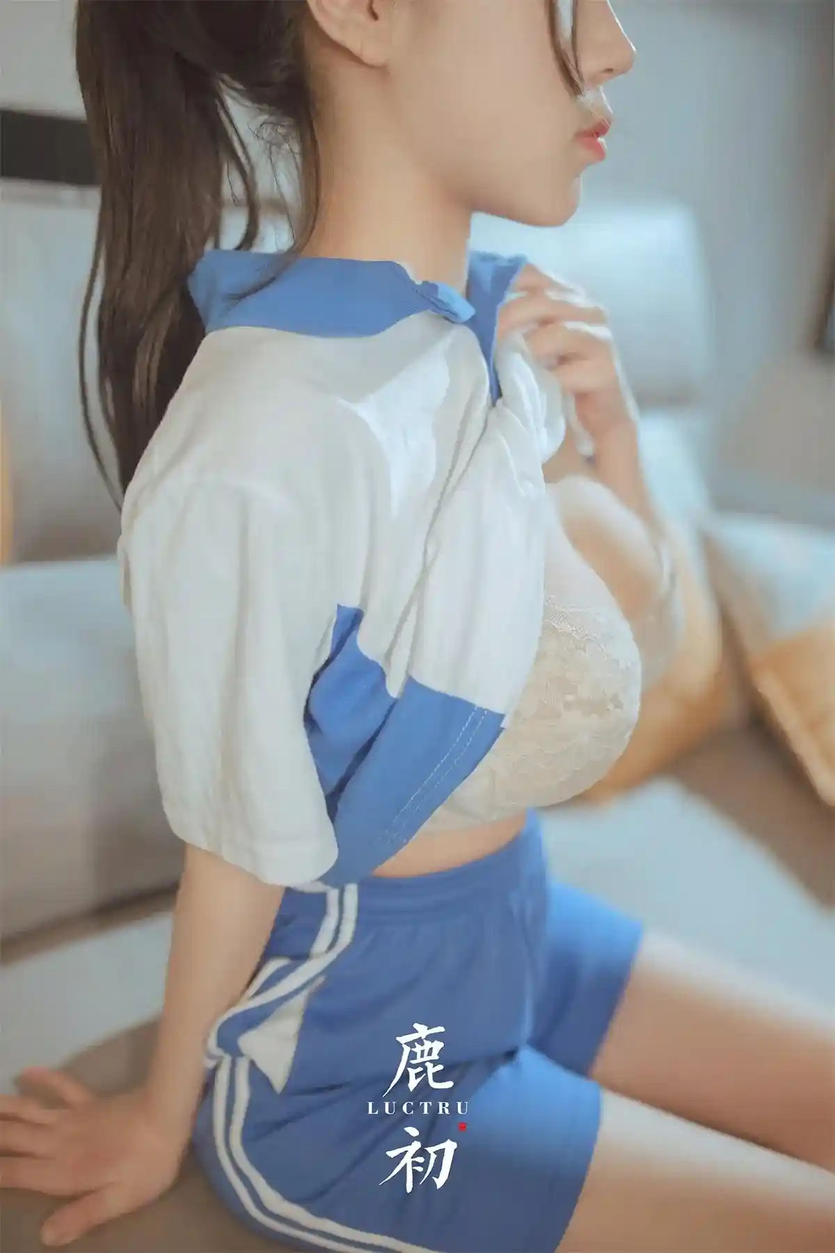 鹿初-全套写真资源下载[7GB]-漫客吧