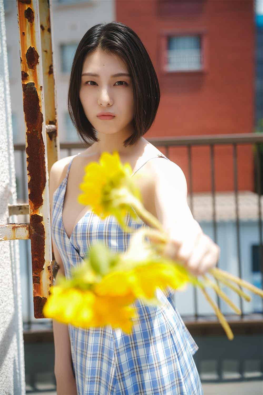 相楽伊織「夏の部屋で、伊織と。」【ヤングチャンピオンデジグラ】2023.10.01-漫客吧