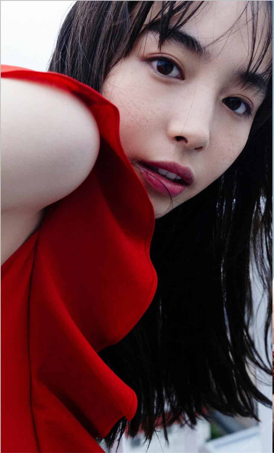 井桁弘恵『週プレ プラス！』アザーカットデジタル写真集「雨、時々、クリームソーダ。～prologue～」 週プレ PHOTO BOOK 2022.07.11-漫客吧