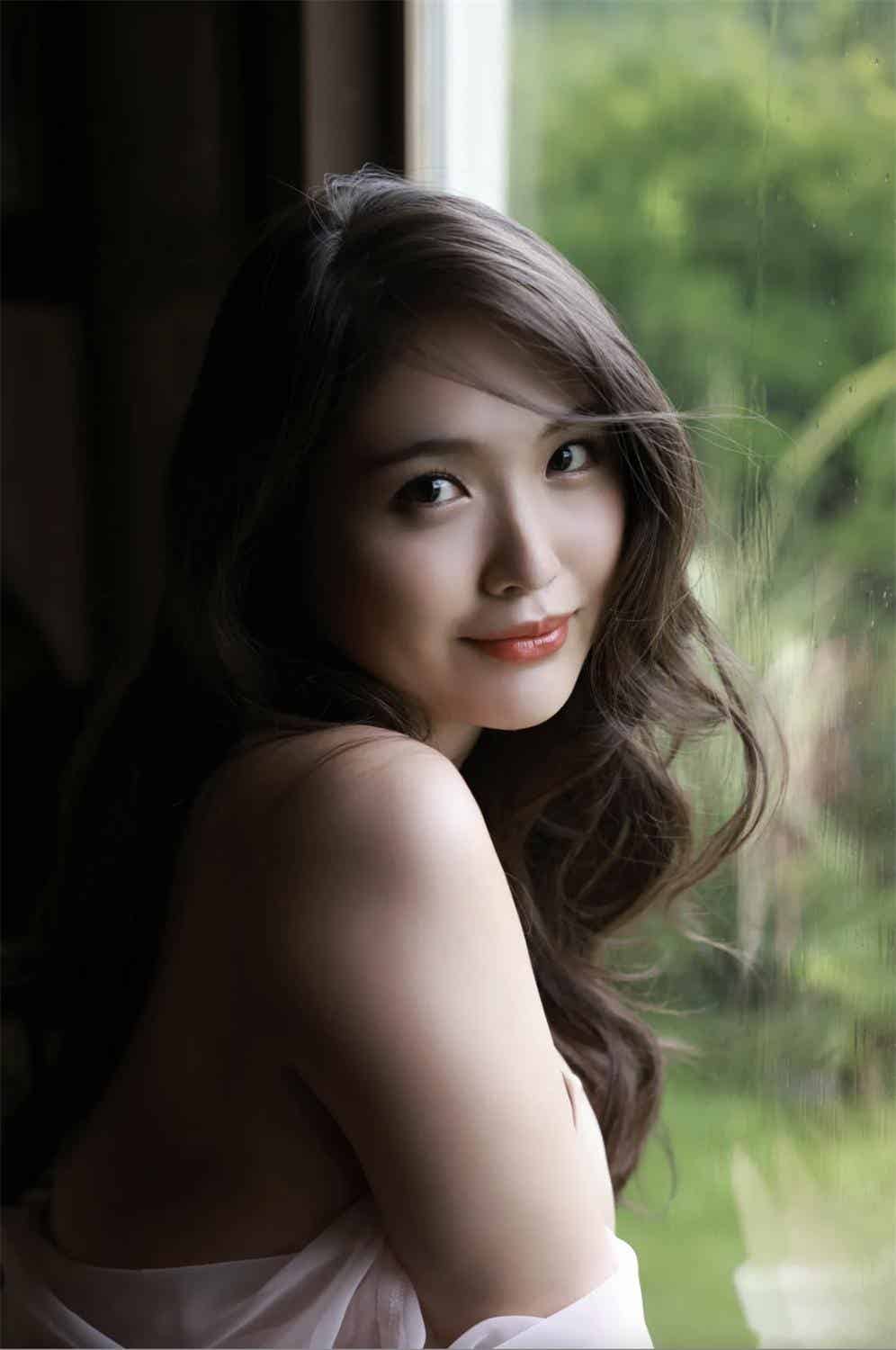 FRIDAYデジタル写真集 水咲優美 H乳ダイナマイト VOL.01 完全版-漫客吧