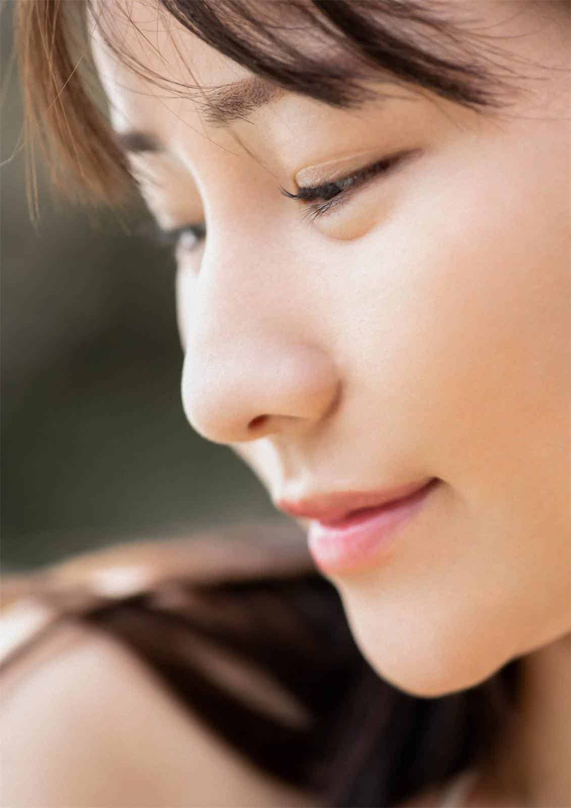 山手梨愛1st写真集『Ria』-漫客吧