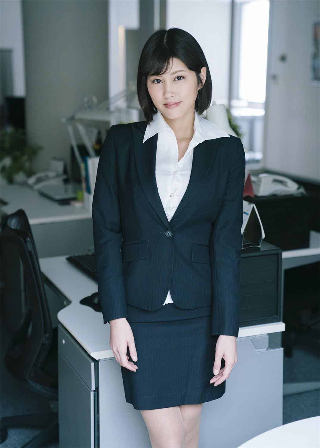 アサ芸SEXY女優写真集 美乃すずめ 愛人のスズメ-漫客吧