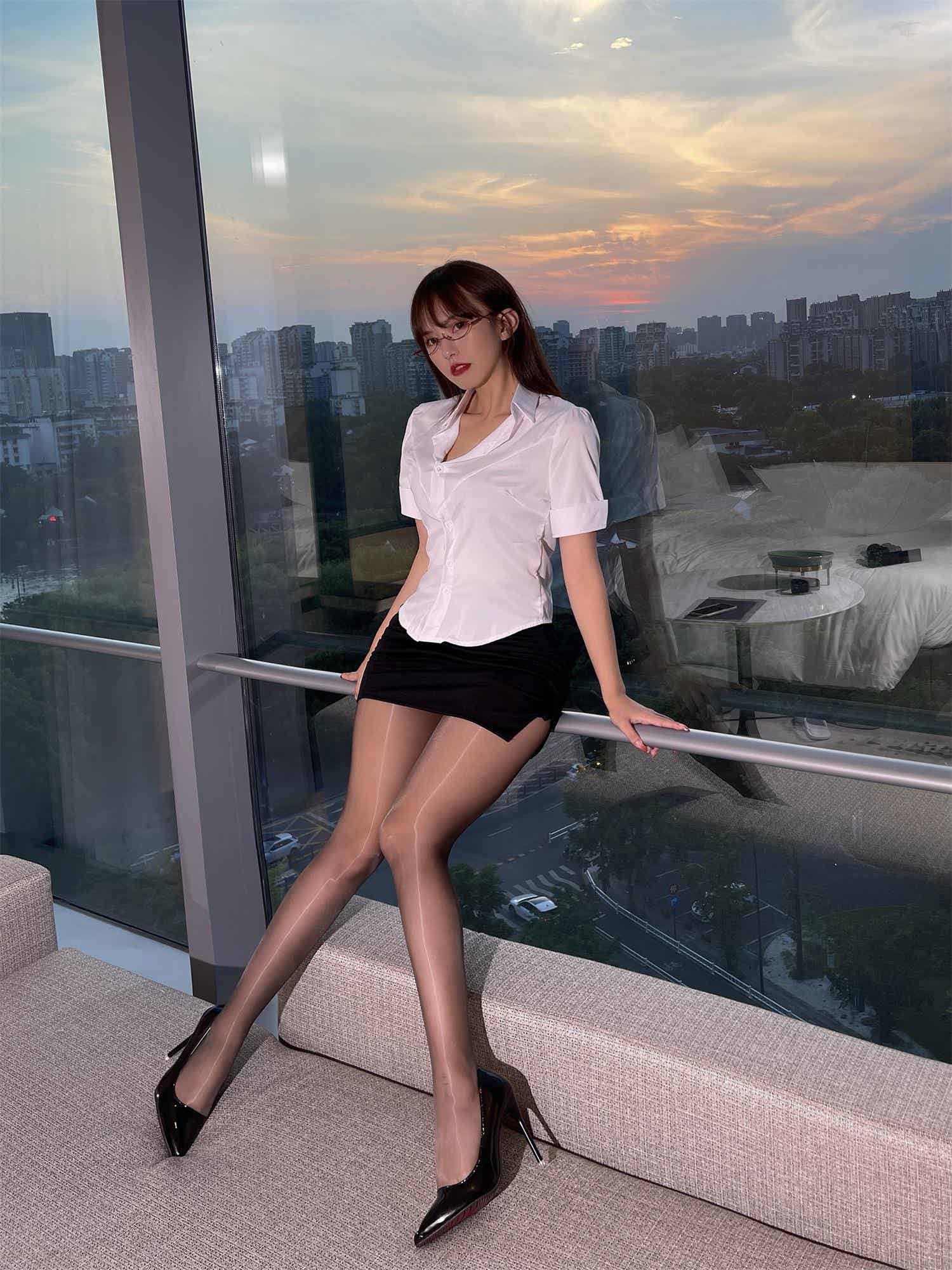 张思允-微密圈私拍系列套图&视频合集[持续更新]-漫客吧