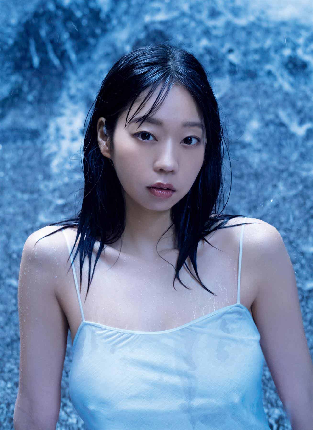 志田音音 蓼沼优衣 青山光 大久保樱子-Friday 2022.11.18-漫客吧