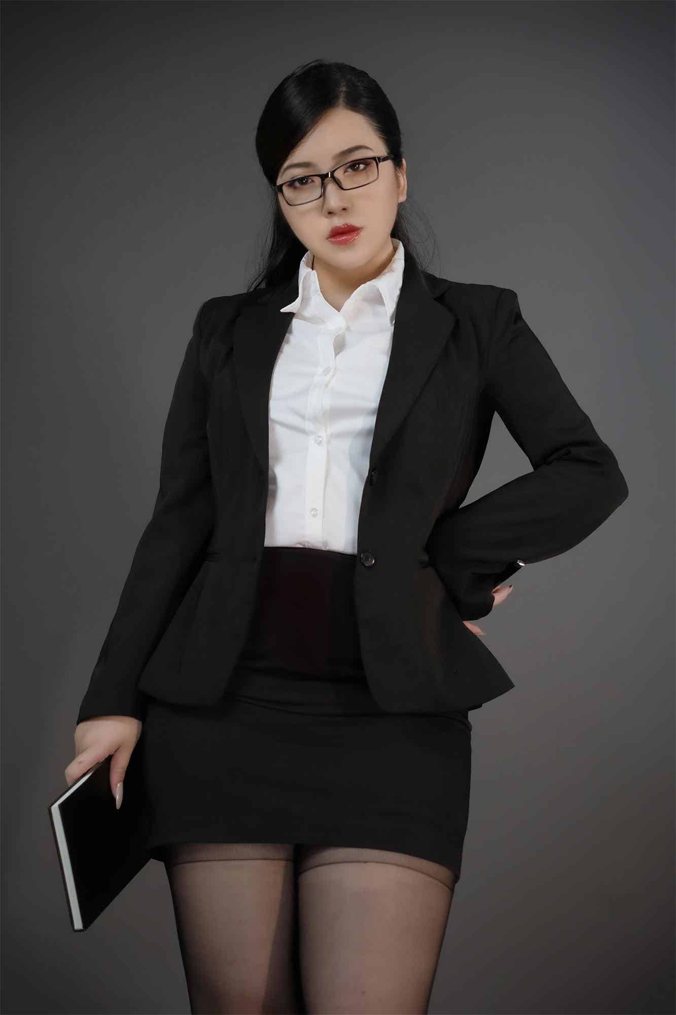 千煌弑夜-全套写真资源合集[持续更新]-漫客吧