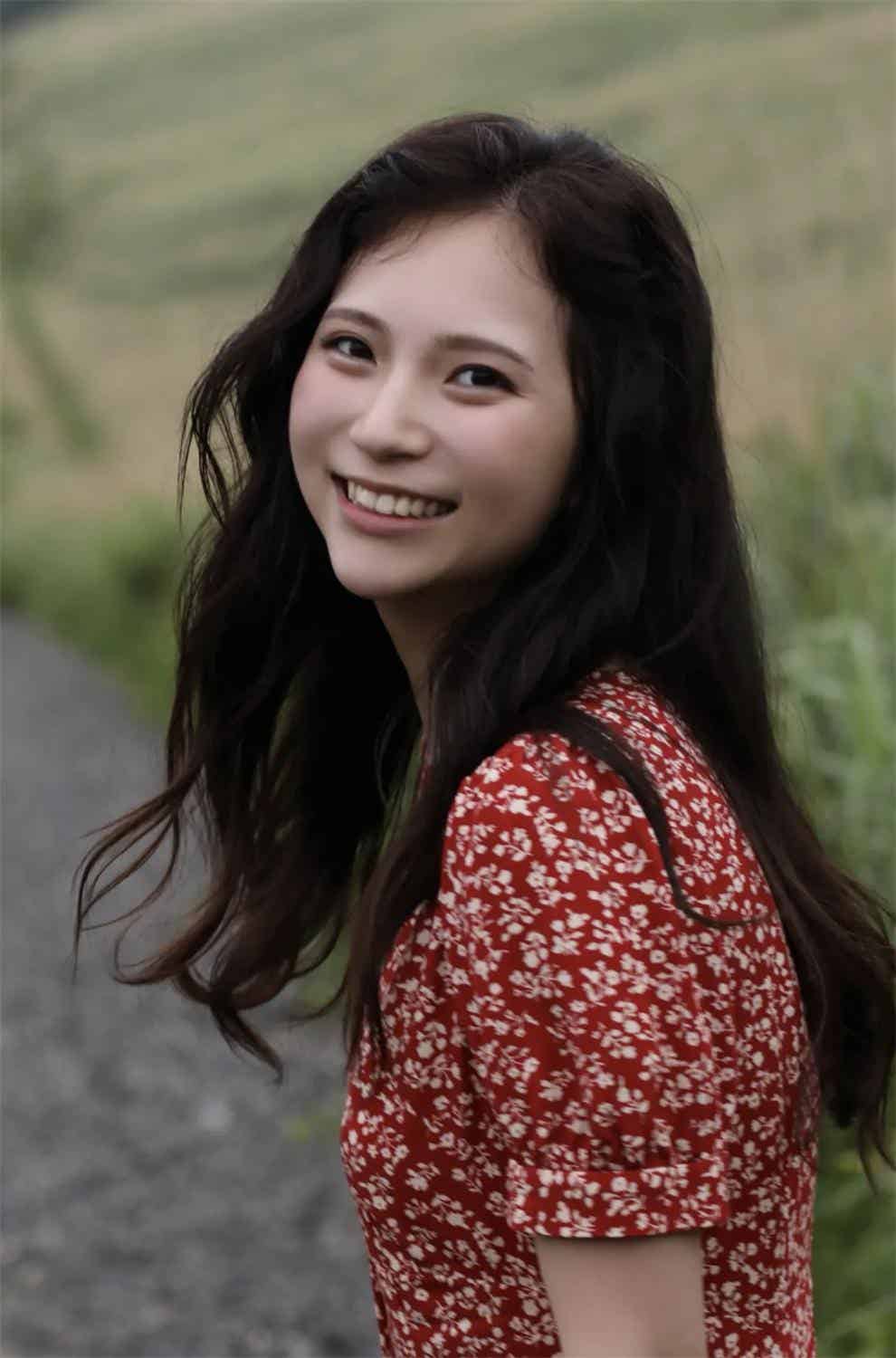 FRIDAYデジタル写真集 現役慶應大学生 街山みほ 秘宿 _ 潮騒 120カット完全版-漫客吧