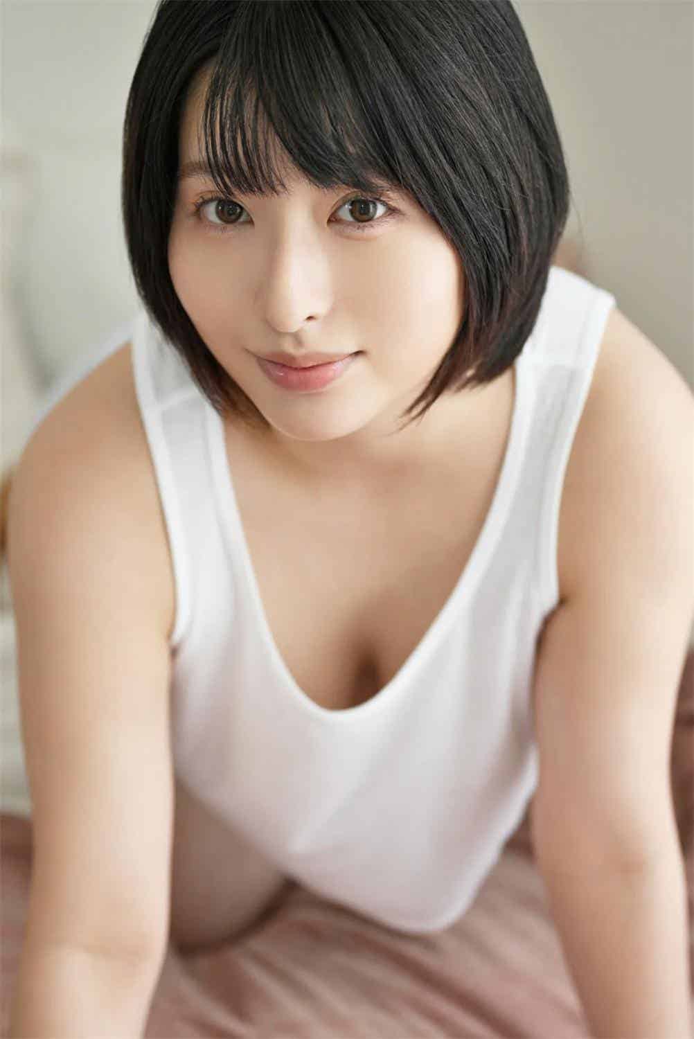 [FRIDAY] 2023.06.24 桃果あかり スペシャル50カット part2-漫客吧