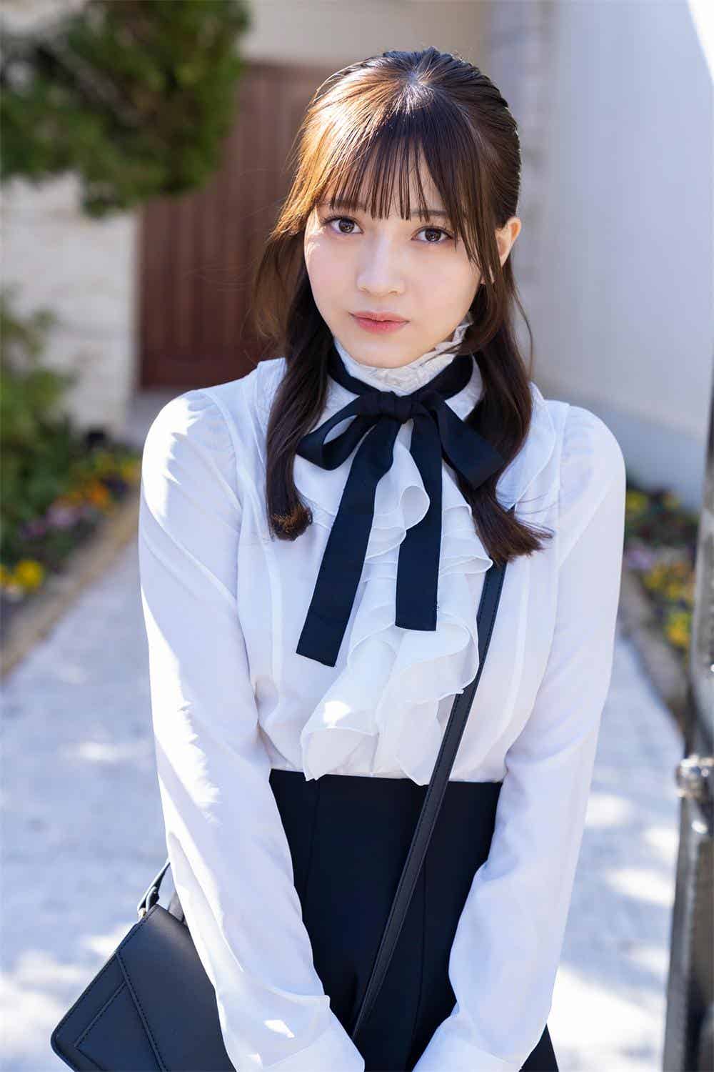 FLASHデジタル写真集 黒嵜菜々子 とろけるお嬢様 2023.05.30-漫客吧