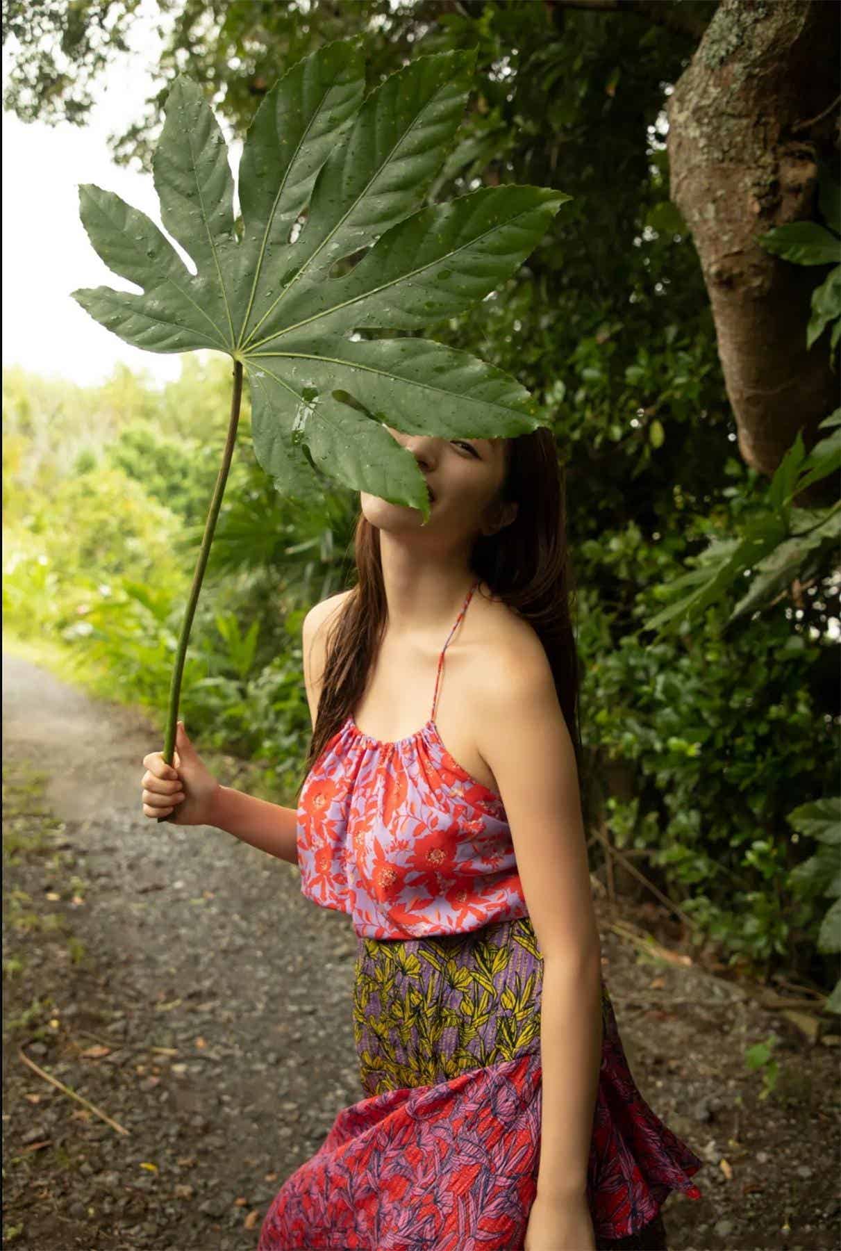 [FRIDAY] 2022.11.28 村島未悠 最新撮り下ろし先行50カット公開！-漫客吧